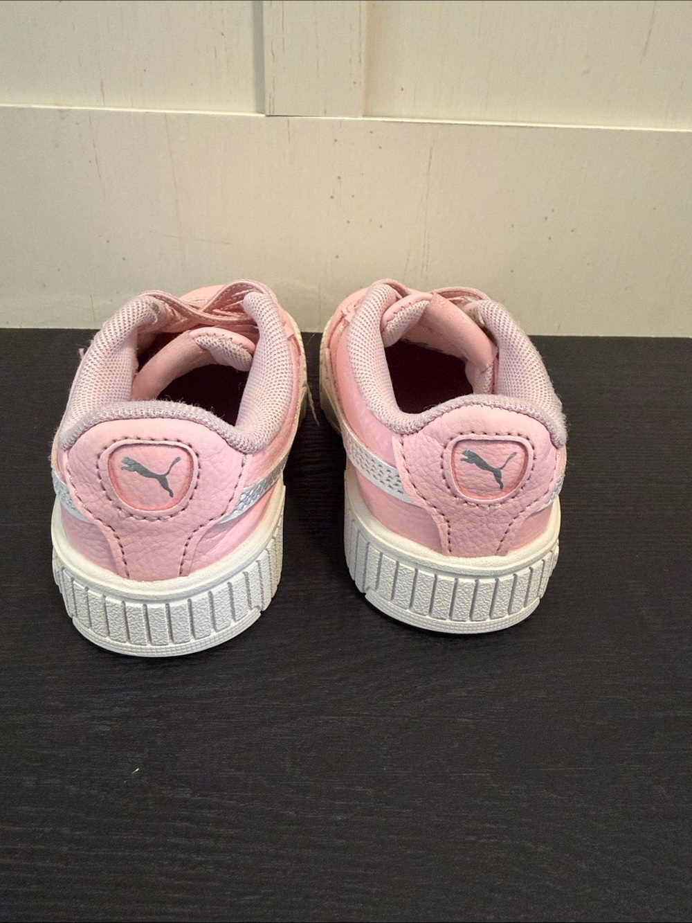 Puma Pink and White Kids Low-Top Sneakers - Picture 4 of 11